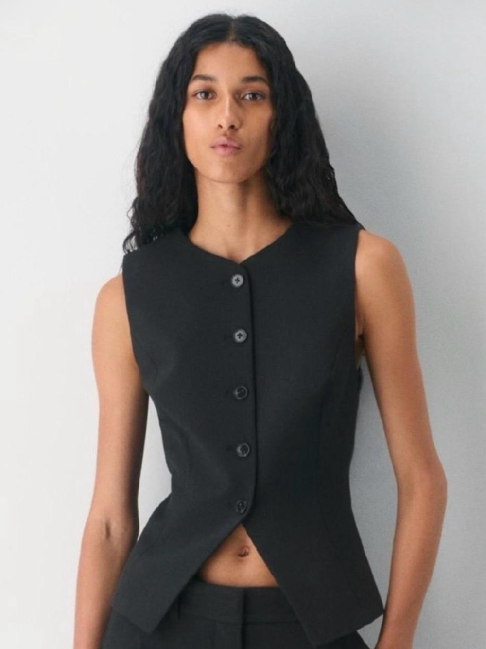 NWT Aritzia Babaton Regal Vest Crepette Black Button Up Size 12